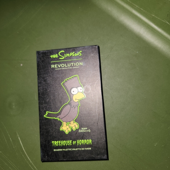 Simpson "Treehouse of Horrow" eyeshadow palette - Picture 1 of 2